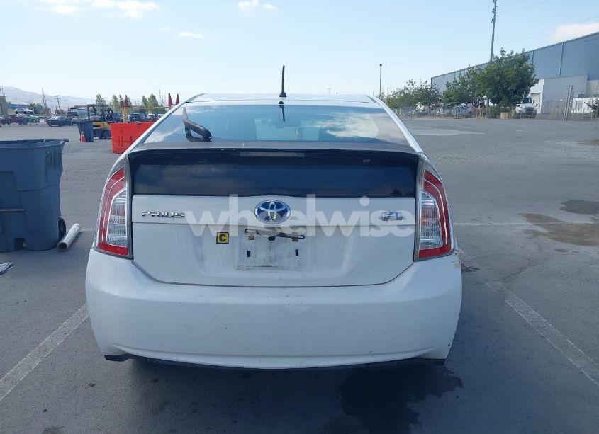 Photo 16 of 2013 Toyota Prius TWO (VIN JTDKN3DU8D5582639)