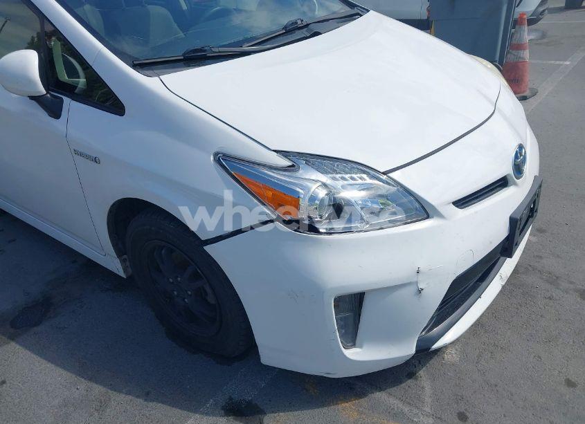 Photo 6 of 2013 Toyota Prius TWO (VIN JTDKN3DU8D5582639)