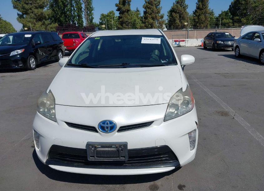 Photo 12 of 2013 Toyota Prius TWO (VIN JTDKN3DU8D5635551)