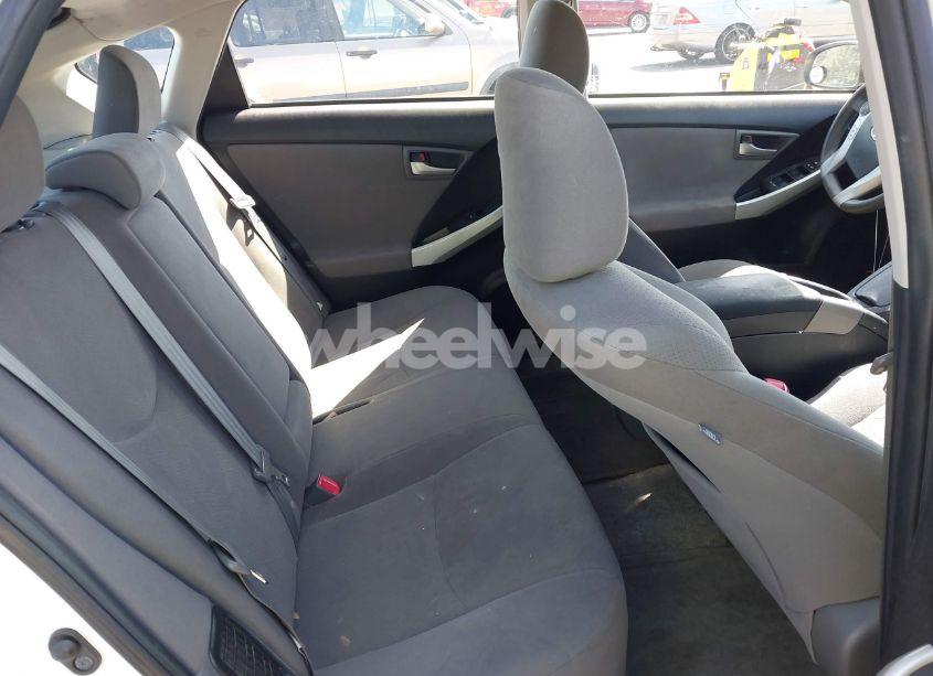 Photo 8 of 2013 Toyota Prius TWO (VIN JTDKN3DU8D5635551)