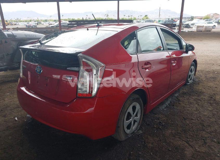 Photo 4 of 2014 Toyota Prius FOUR (VIN JTDKN3DU8E1765449)