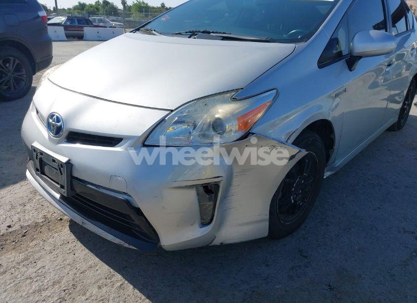 Photo 16 of 2014 Toyota Prius FOUR (VIN JTDKN3DU8E1808381)