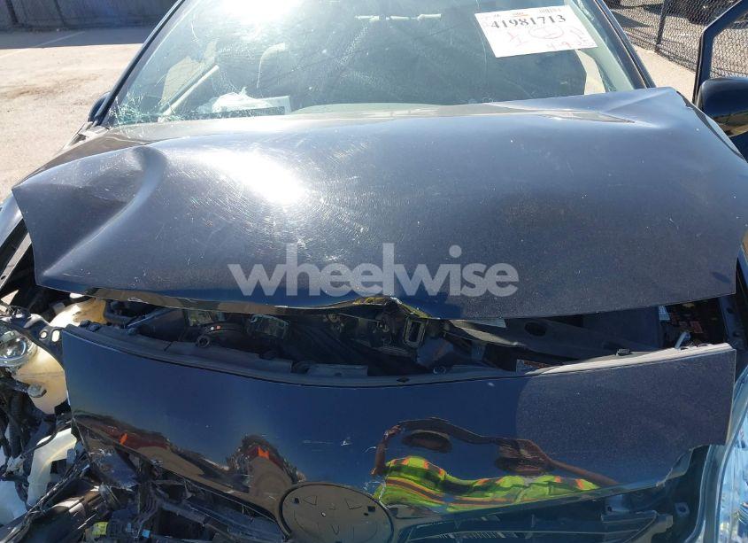 Photo 10 of 2015 Toyota Prius TWO (VIN JTDKN3DU8F0438461)