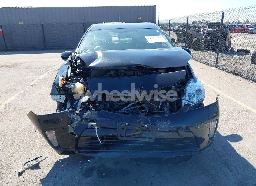 Photo 13 of 2015 Toyota Prius TWO (VIN JTDKN3DU8F0438461)