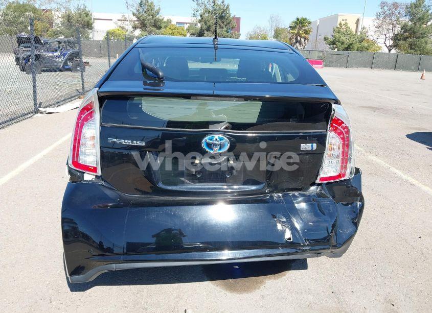 Photo 17 of 2015 Toyota Prius TWO (VIN JTDKN3DU8F0438461)