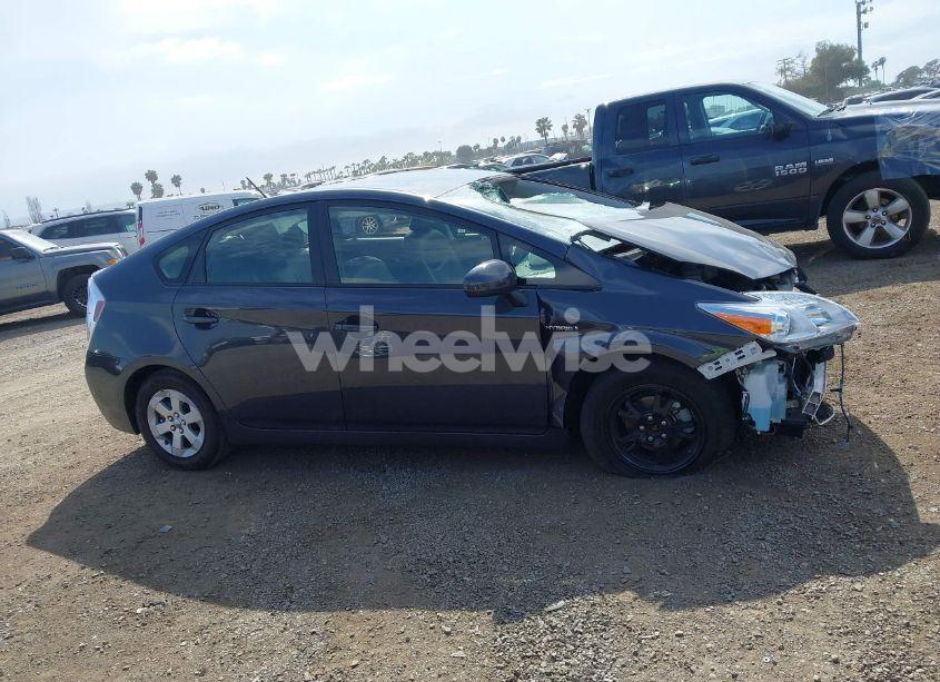 Photo 14 of 2015 Toyota Prius (VIN JTDKN3DU8F0476790)