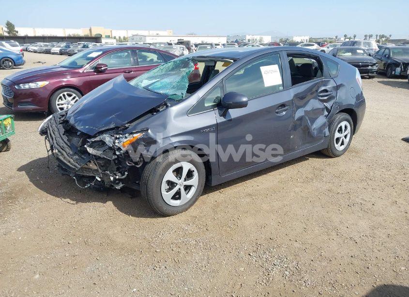 Photo 2 of 2015 Toyota Prius (VIN JTDKN3DU8F0476790)