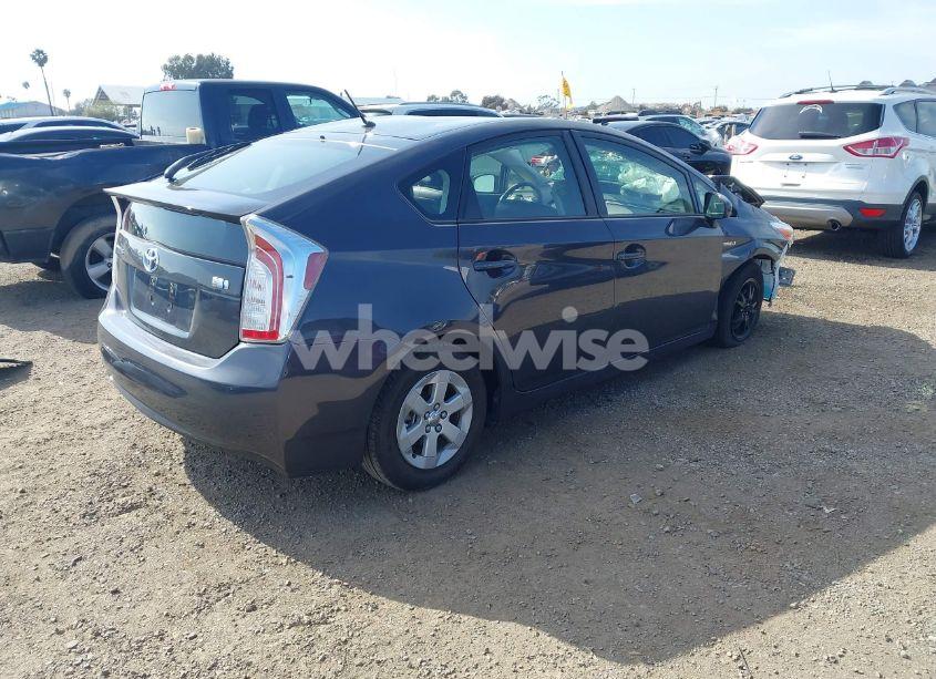 Photo 4 of 2015 Toyota Prius (VIN JTDKN3DU8F0476790)