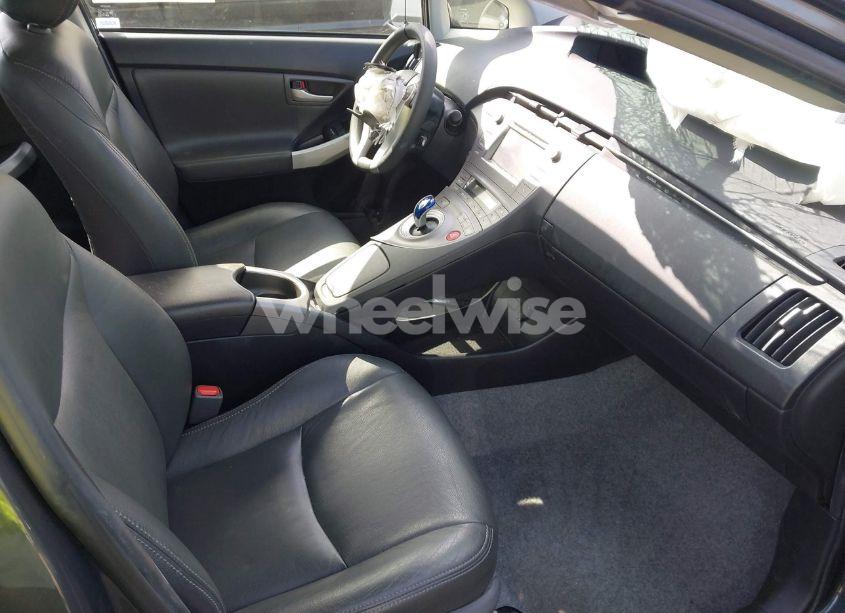 Photo 5 of 2015 Toyota Prius (VIN JTDKN3DU8F0476790)