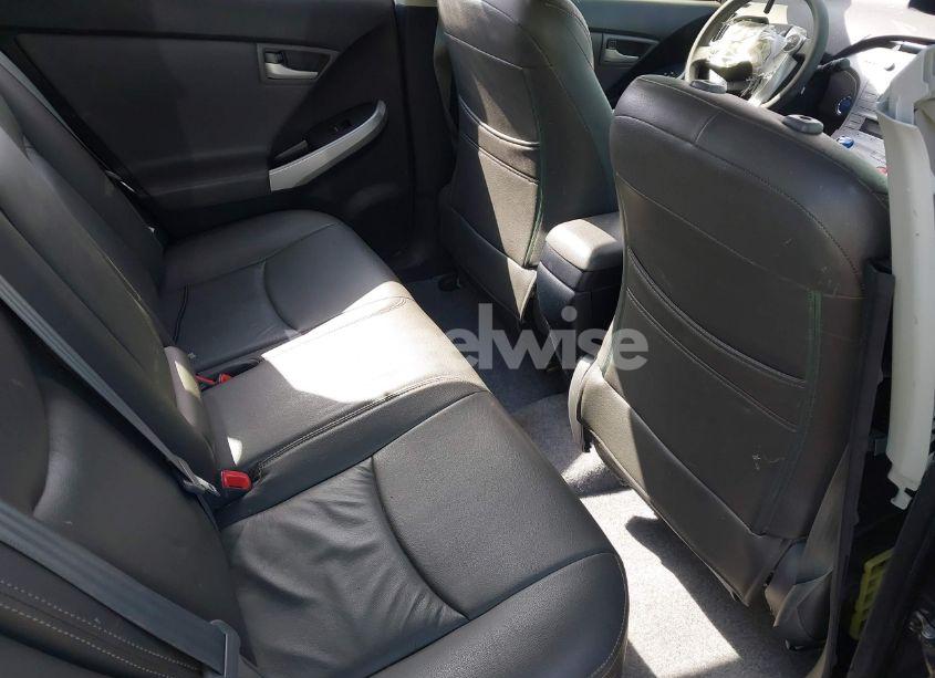 Photo 8 of 2015 Toyota Prius (VIN JTDKN3DU8F0476790)