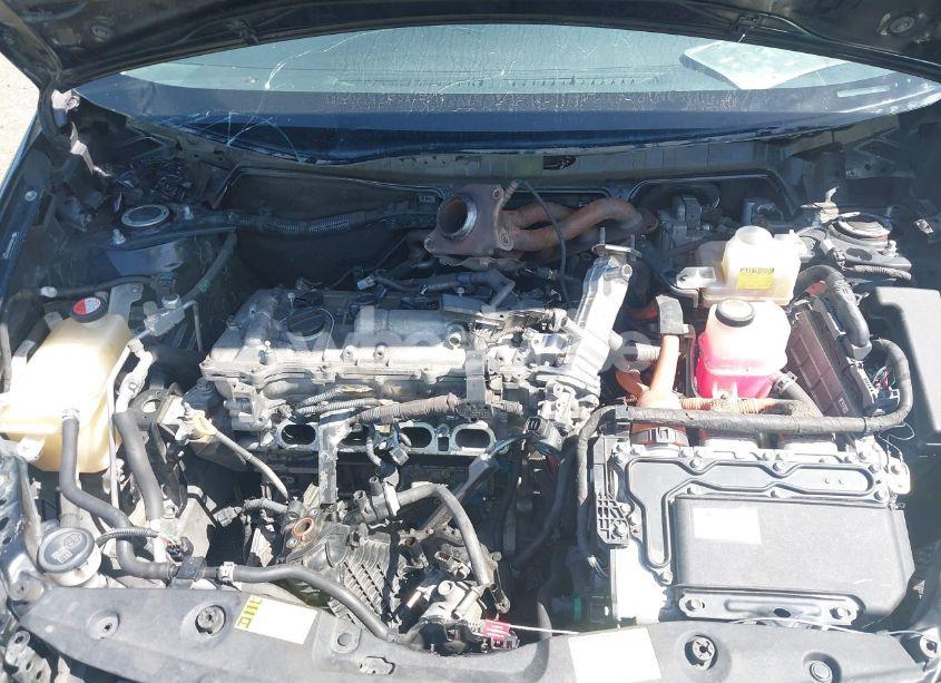 Photo 10 of 2015 Toyota Prius TWO (VIN JTDKN3DU8F1875855)