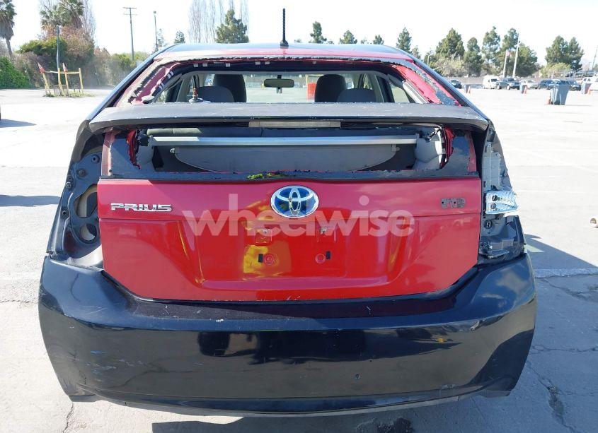 Photo 17 of 2015 Toyota Prius TWO (VIN JTDKN3DU8F1875855)