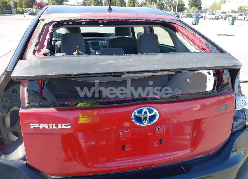 Photo 6 of 2015 Toyota Prius TWO (VIN JTDKN3DU8F1875855)