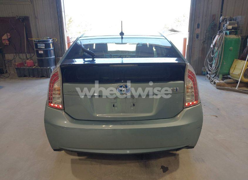 Photo 17 of 2015 Toyota Prius FIVE (VIN JTDKN3DU8F1904156)