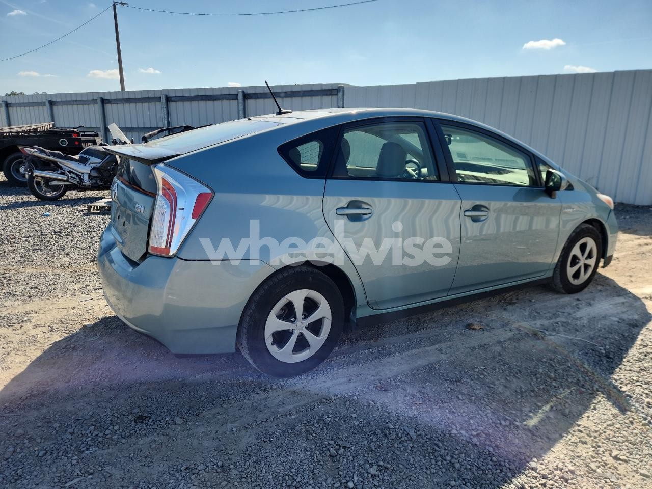 Photo 3 of 2015 TOYOTA PRIUS (VIN JTDKN3DU8F1930336)
