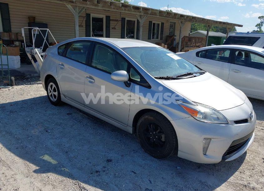 2015 Toyota Prius FIVE/FOUR/PERSONA SERIES SPECIAL EDITION/THREE/TWO (VIN JTDKN3DU8F1971128) main photo