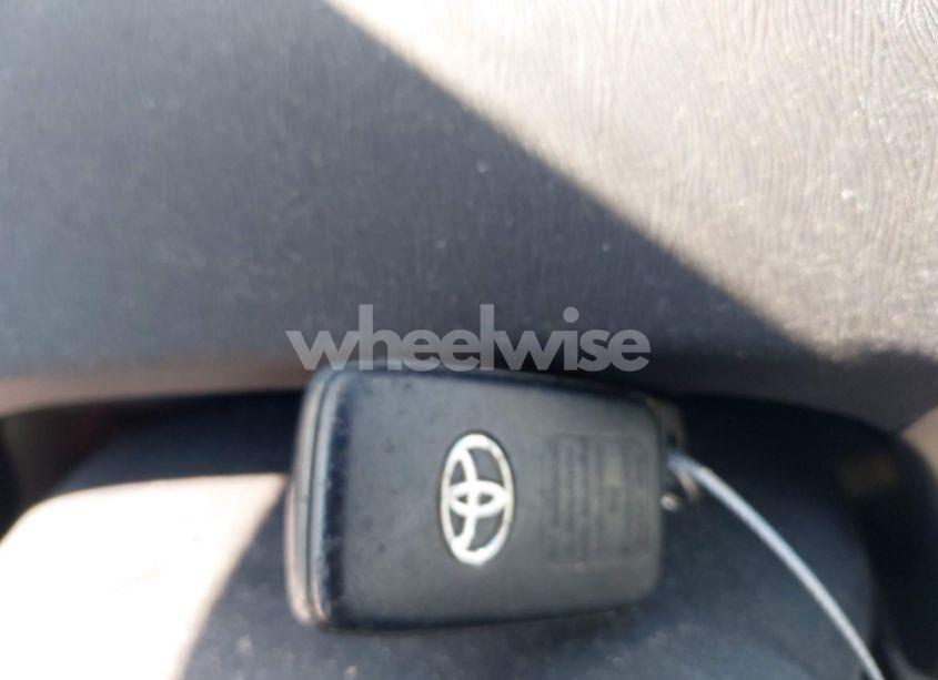 Photo 11 of 2015 Toyota Prius FIVE/FOUR/PERSONA SERIES SPECIAL EDITION/THREE/TWO (VIN JTDKN3DU8F1971128)