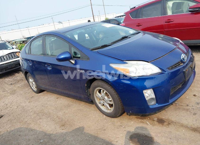 2010 Toyota Prius III (VIN JTDKN3DU9A0014389) main photo
