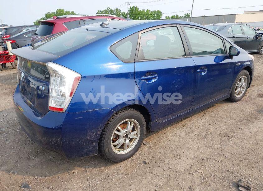 Photo 4 of 2010 Toyota Prius III (VIN JTDKN3DU9A0014389)