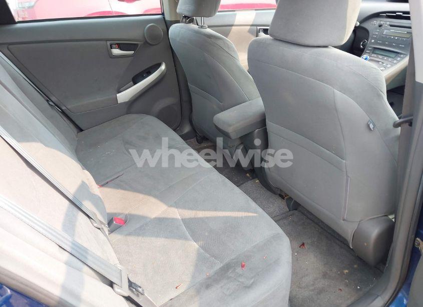 Photo 8 of 2010 Toyota Prius III (VIN JTDKN3DU9A0014389)