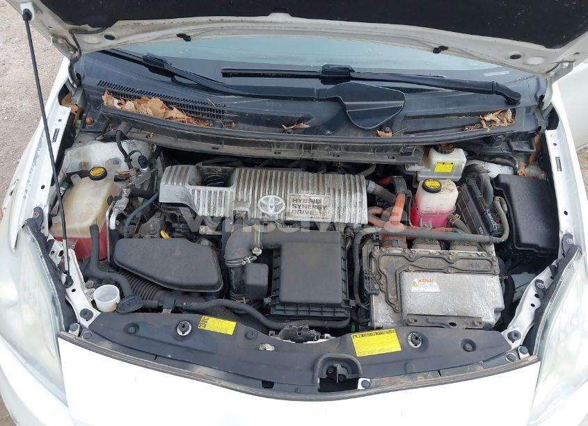 Photo 10 of 2010 Toyota Prius III (VIN JTDKN3DU9A0025327)