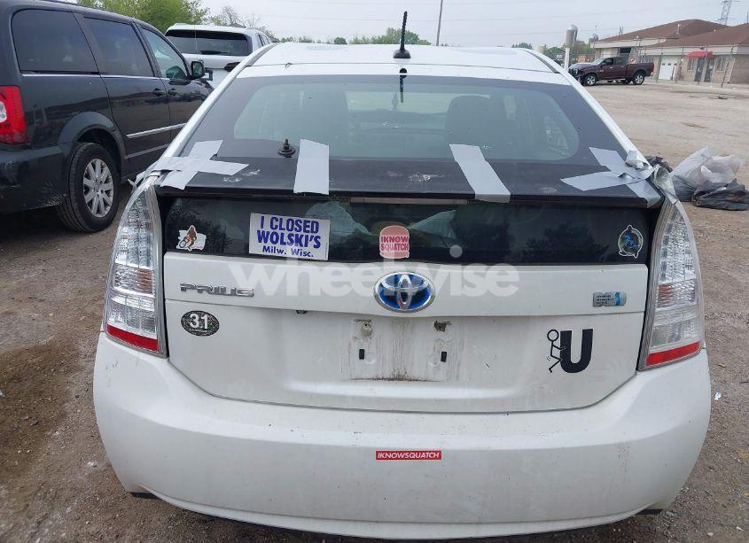 Photo 12 of 2010 Toyota Prius III (VIN JTDKN3DU9A0025327)