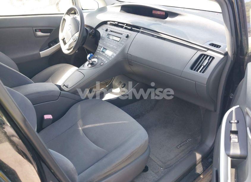 Photo 5 of 2010 Toyota Prius II (VIN JTDKN3DU9A0037557)