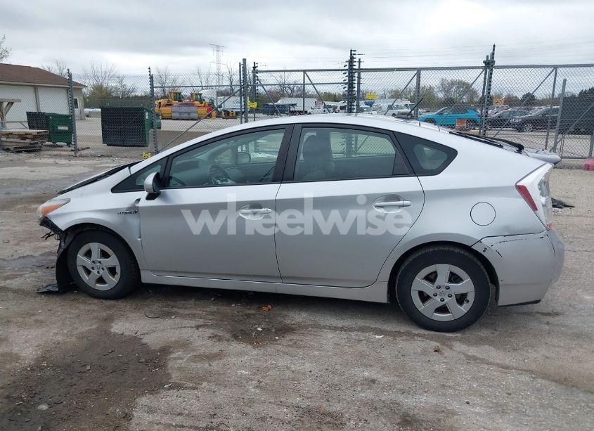 Photo 15 of 2010 Toyota Prius II (VIN JTDKN3DU9A0064967)
