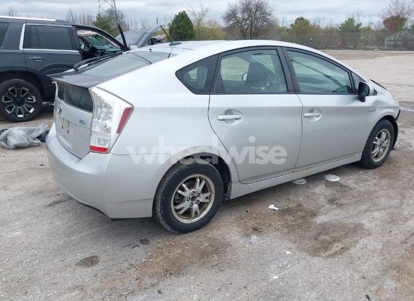Photo 4 of 2010 Toyota Prius II (VIN JTDKN3DU9A0064967)
