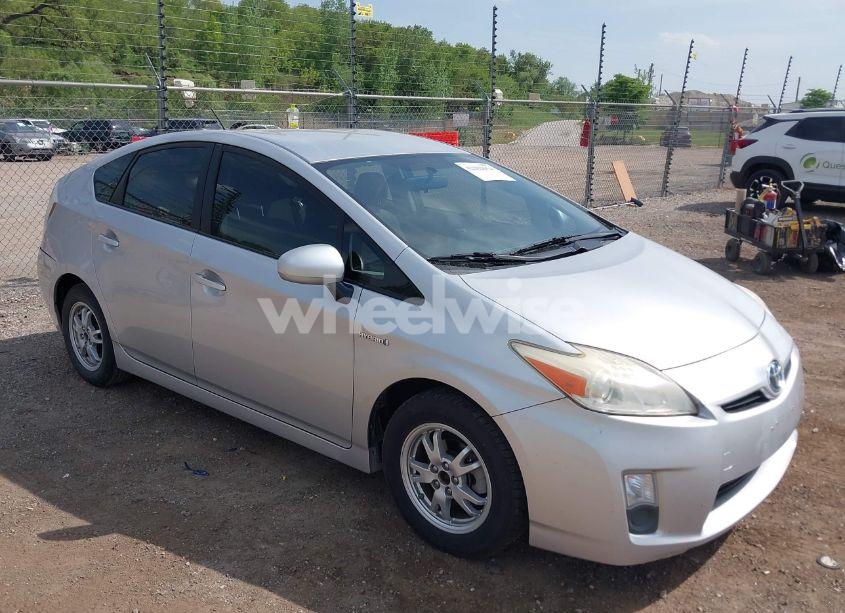 2010 Toyota Prius II (VIN JTDKN3DU9A0192142) main photo