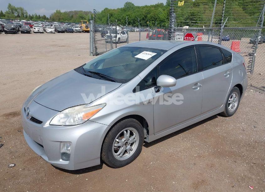 Photo 2 of 2010 Toyota Prius II (VIN JTDKN3DU9A0192142)