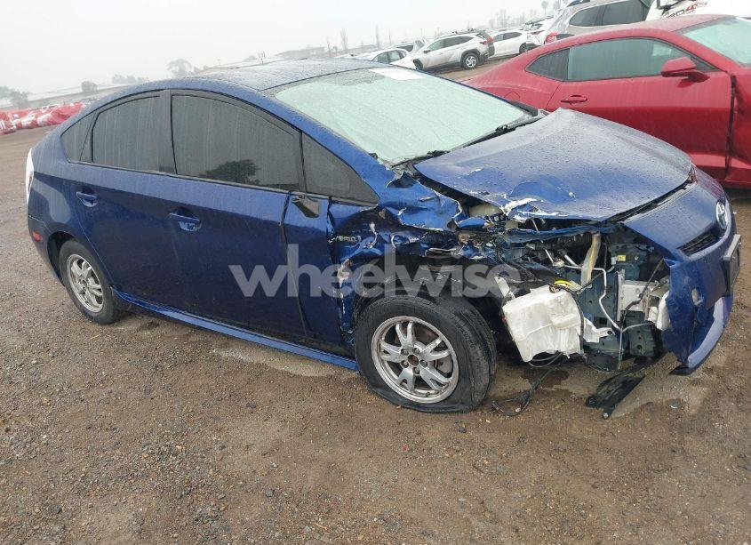 2010 Toyota Prius II (VIN JTDKN3DU9A1099308) main photo
