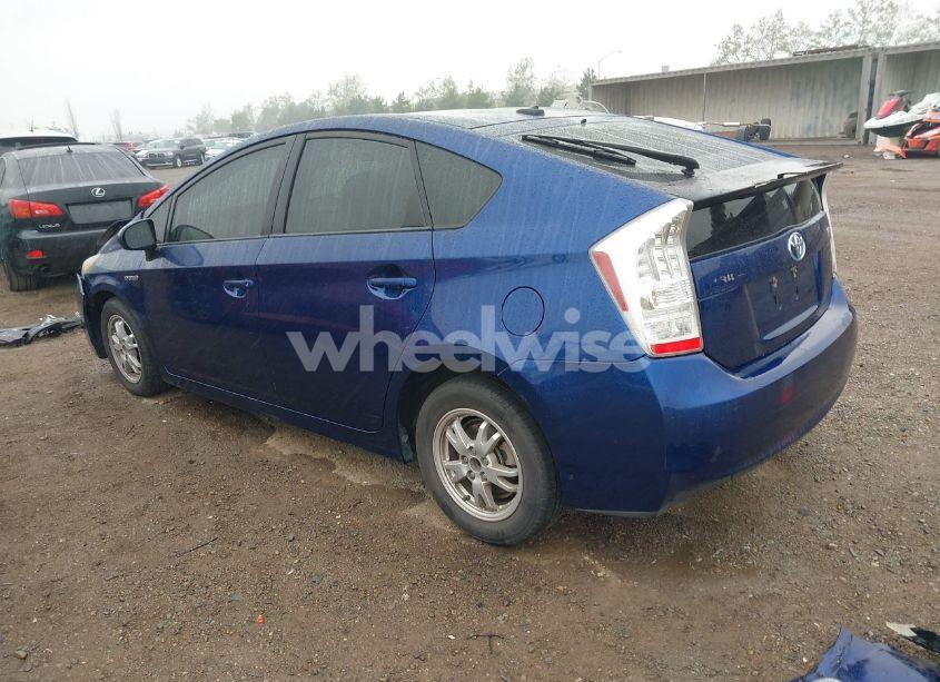Photo 3 of 2010 Toyota Prius II (VIN JTDKN3DU9A1099308)
