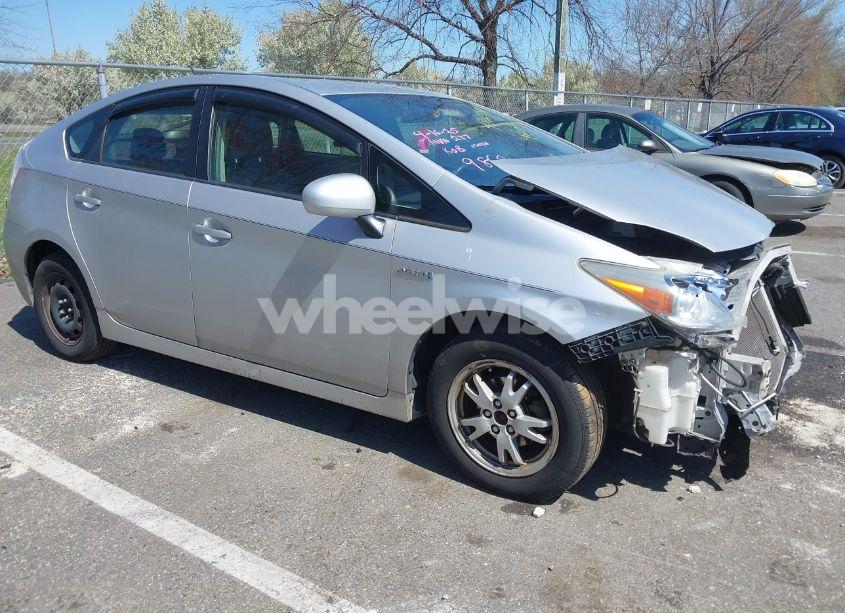 2011 Toyota Prius THREE (VIN JTDKN3DU9B0249862) main photo