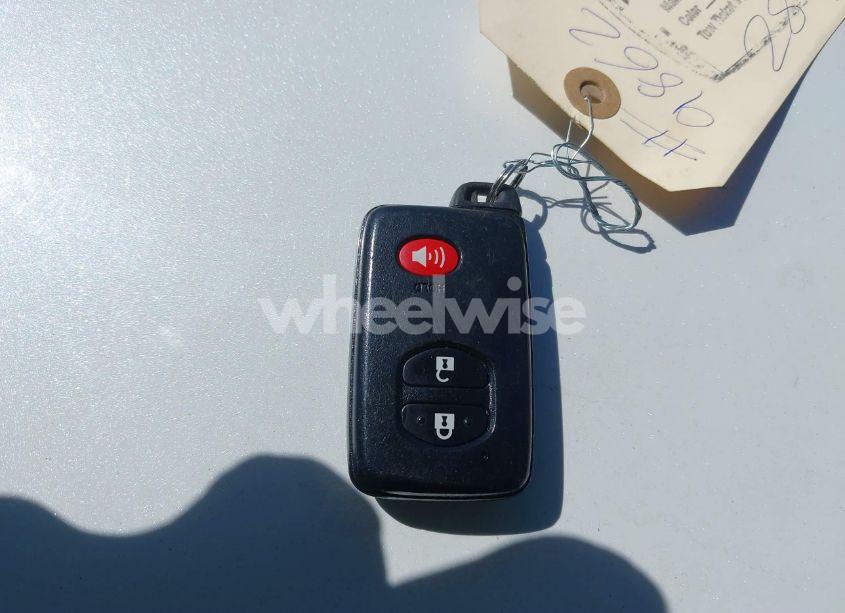 Photo 11 of 2011 Toyota Prius THREE (VIN JTDKN3DU9B0249862)