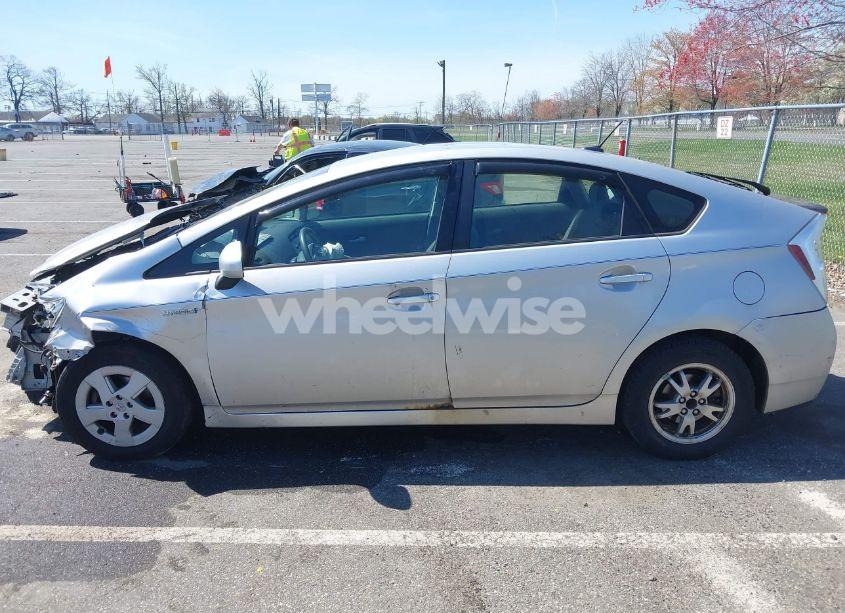 Photo 14 of 2011 Toyota Prius THREE (VIN JTDKN3DU9B0249862)