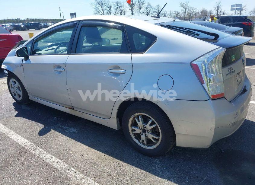 Photo 3 of 2011 Toyota Prius THREE (VIN JTDKN3DU9B0249862)