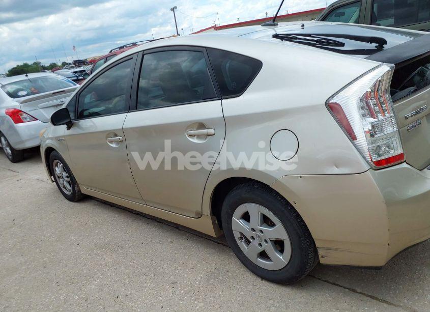 Photo 14 of 2011 Toyota Prius THREE (VIN JTDKN3DU9B0295658)