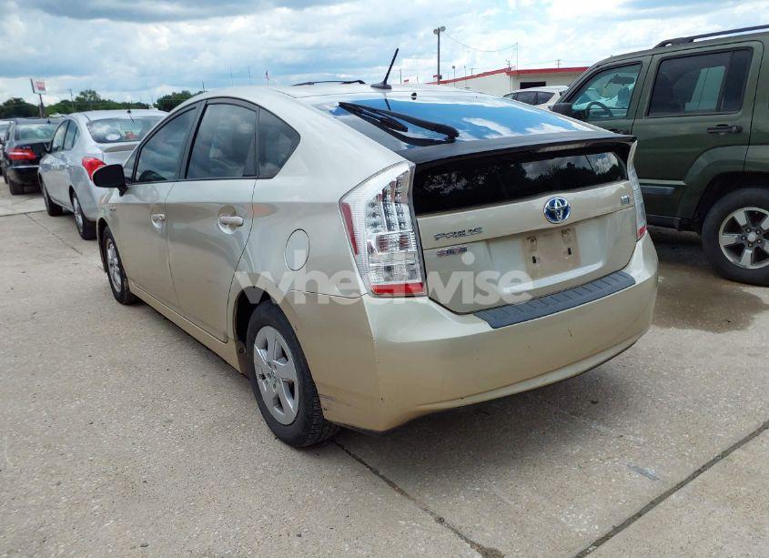 Photo 3 of 2011 Toyota Prius THREE (VIN JTDKN3DU9B0295658)