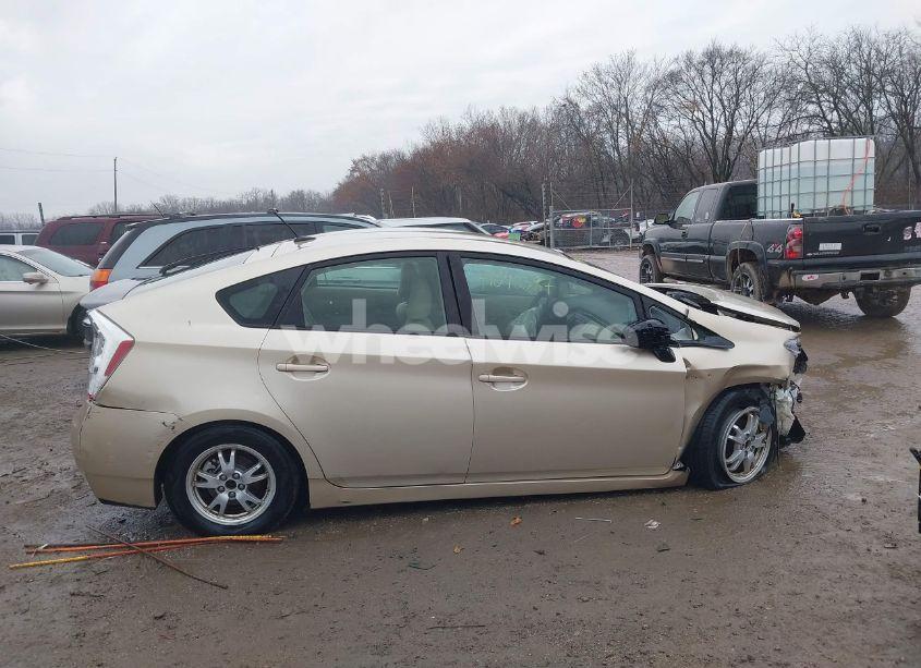 Photo 13 of 2011 Toyota Prius THREE (VIN JTDKN3DU9B0307680)