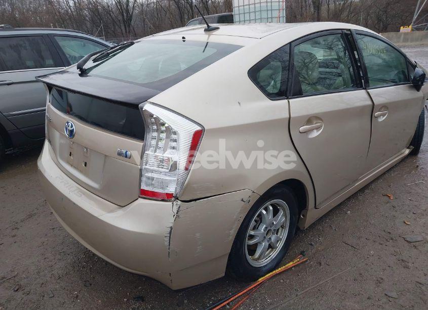 Photo 17 of 2011 Toyota Prius THREE (VIN JTDKN3DU9B0307680)