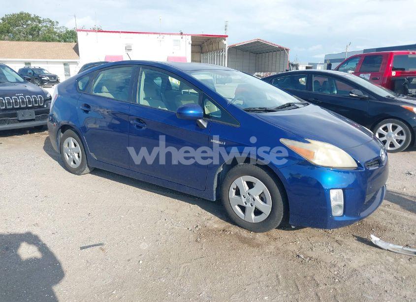 2011 Toyota Prius TWO (VIN JTDKN3DU9B0324933) main photo