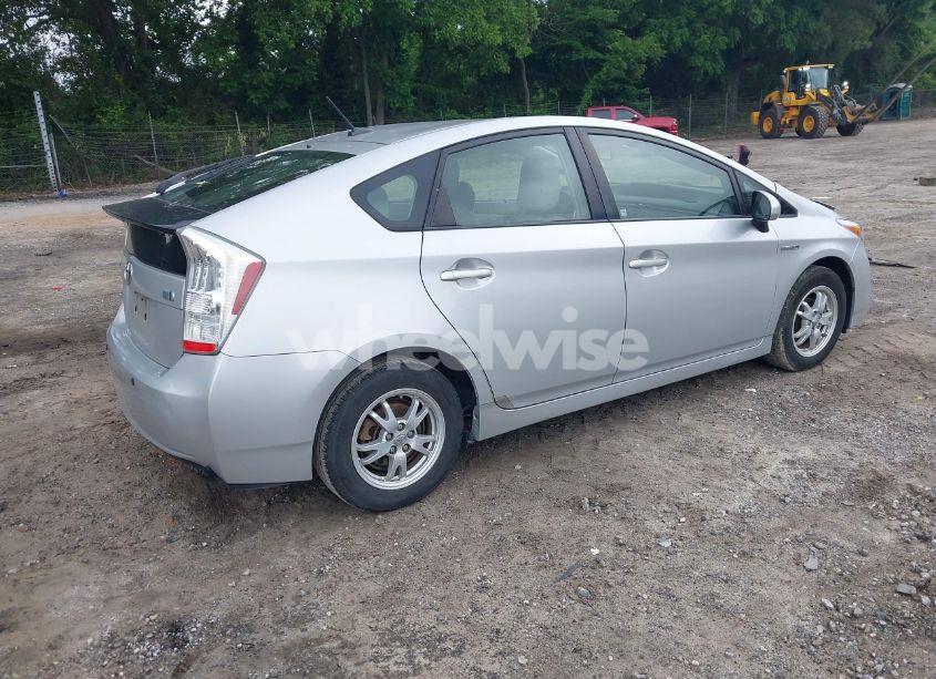Photo 4 of 2011 Toyota Prius FIVE/FOUR/ONE/THREE/TWO (VIN JTDKN3DU9B1377965)