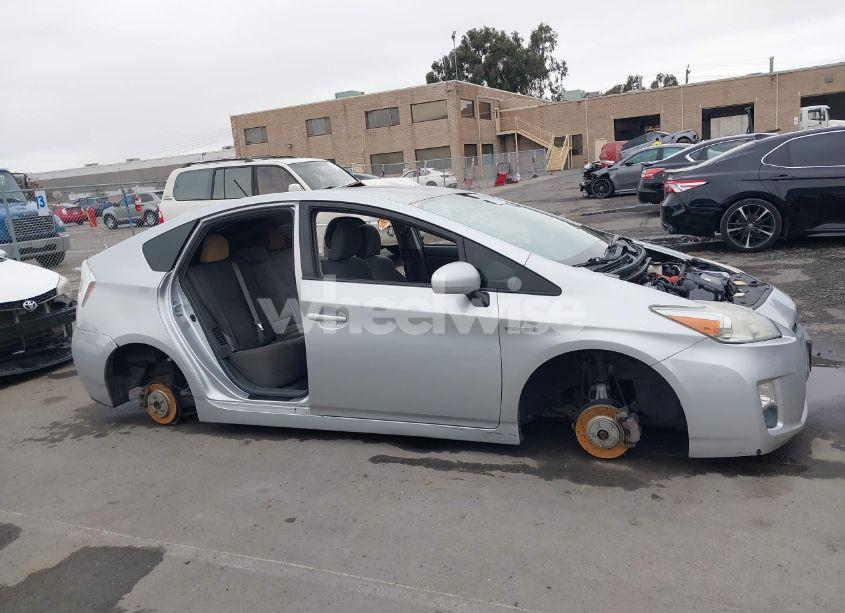 Photo 13 of 2011 Toyota Prius (VIN JTDKN3DU9B1476883)