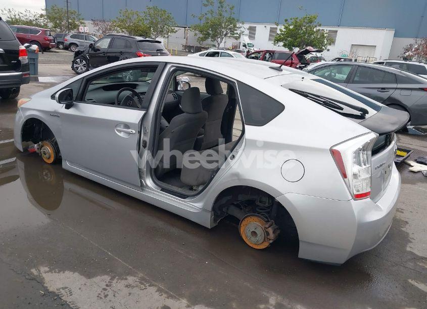 Photo 3 of 2011 Toyota Prius (VIN JTDKN3DU9B1476883)