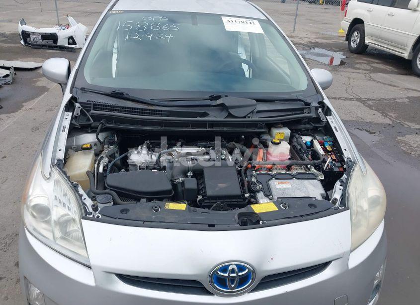 Photo 6 of 2011 Toyota Prius (VIN JTDKN3DU9B1476883)