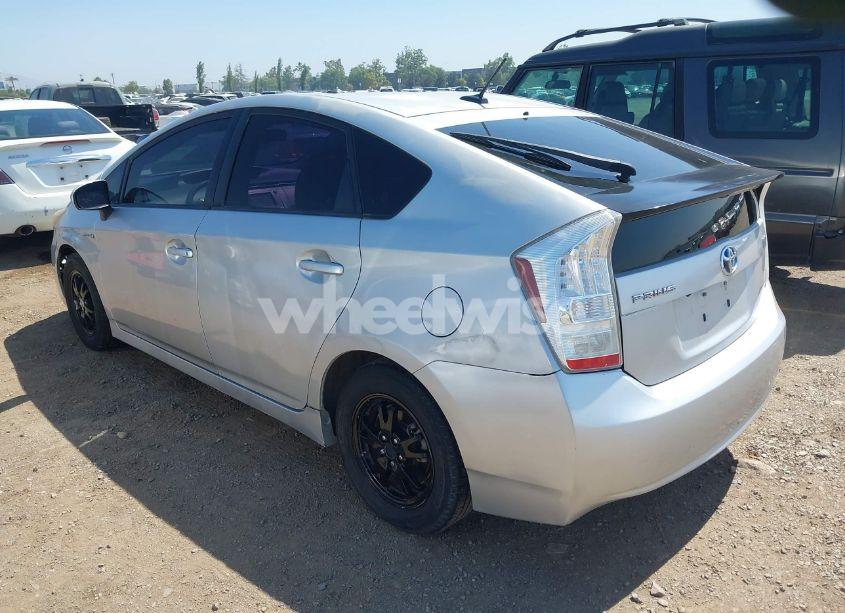 Photo 3 of 2011 Toyota Prius THREE (VIN JTDKN3DU9B5324532)