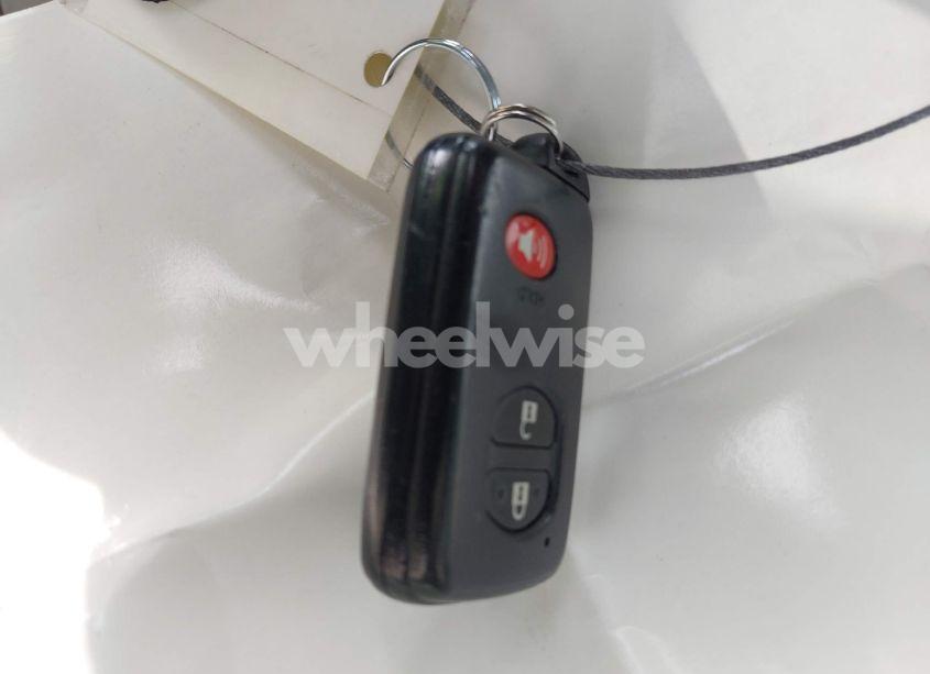 Photo 11 of 2011 Toyota Prius TWO (VIN JTDKN3DU9B5327320)