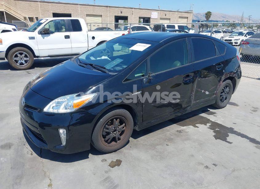 Photo 2 of 2012 Toyota Prius FOUR (VIN JTDKN3DU9C0335674)