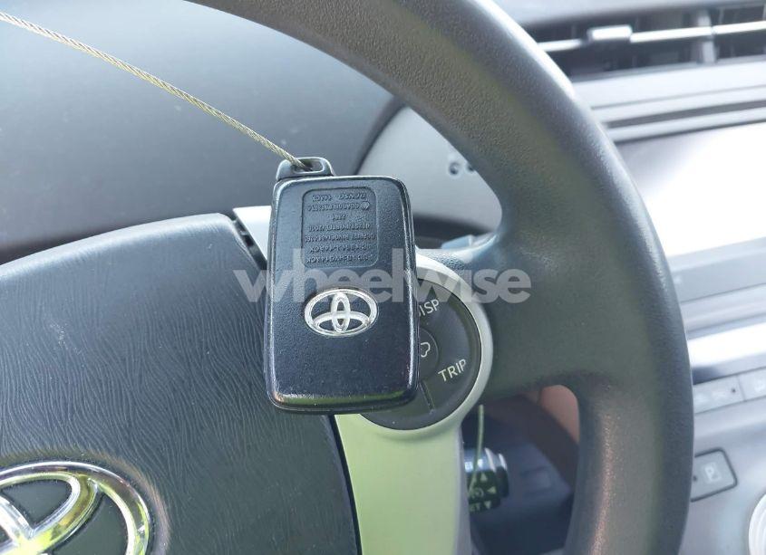 Photo 11 of 2012 Toyota Prius THREE (VIN JTDKN3DU9C1480952)